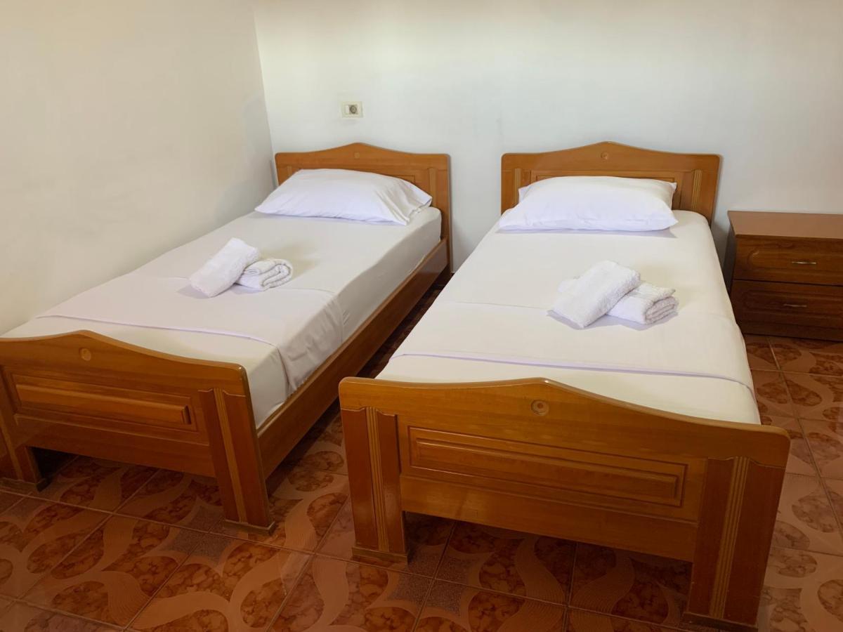 Hillside Apartments Ksamil Bagian luar foto