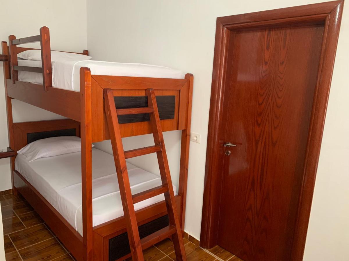 Hillside Apartments Ksamil Bagian luar foto